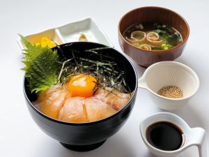 愛媛県産真鯛丼